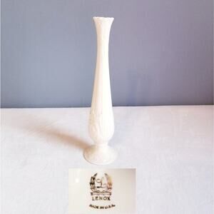 Vintage LENOX Vase Woodland Leaf Porcelain Ivory Bud Vase USA